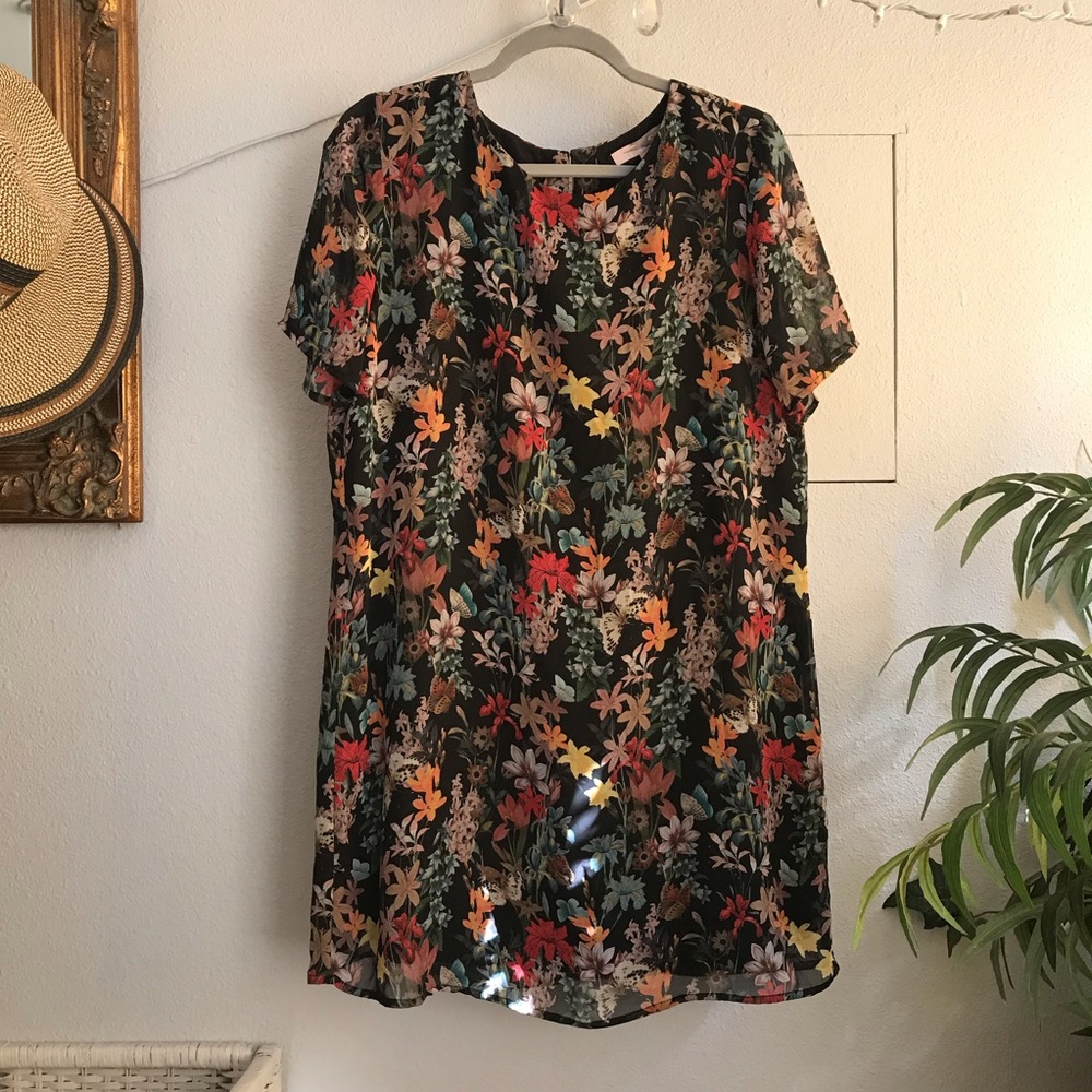 Forever 21 Black Floral Shift Dress